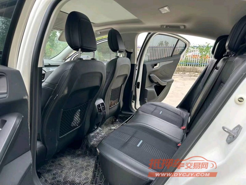 徐州20年福特福克斯7