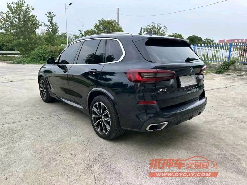 徐州21年宝马X58