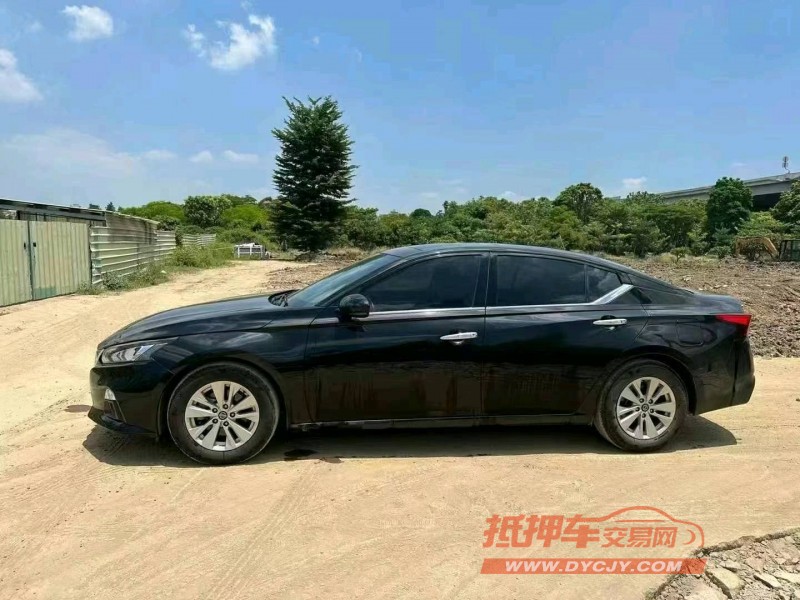 汕头20年日产天籁7