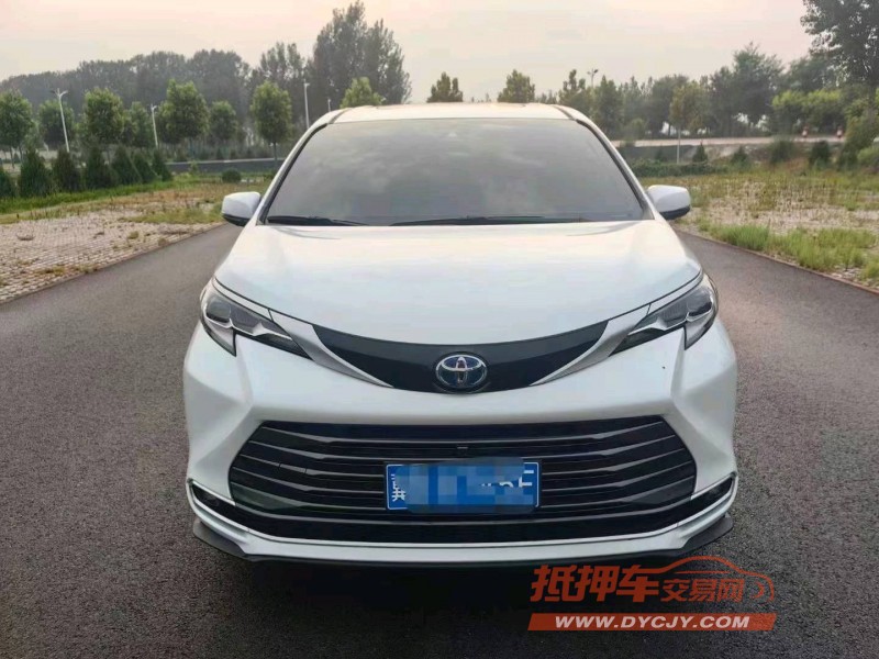 保定24年丰田塞纳1