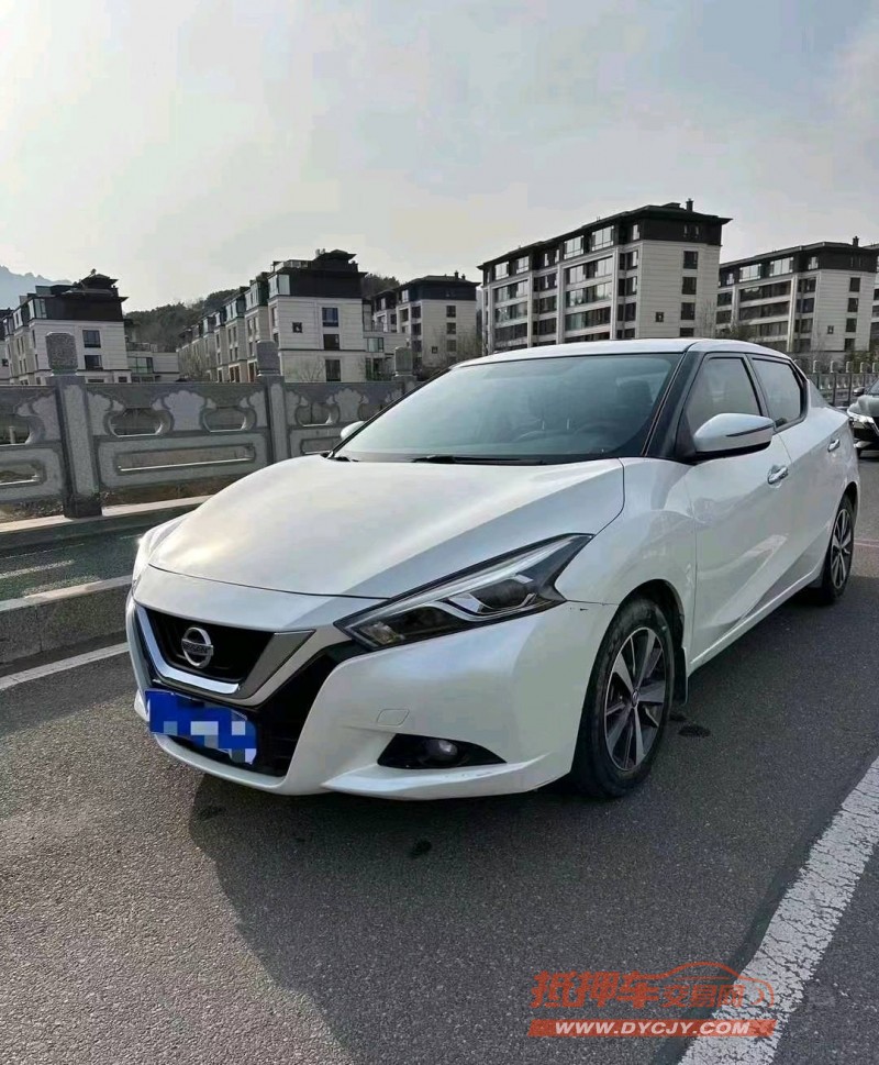 青岛20年日产蓝鸟3