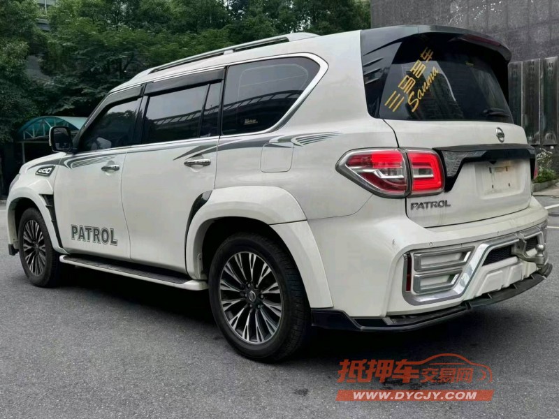 邵阳20年日产途乐8