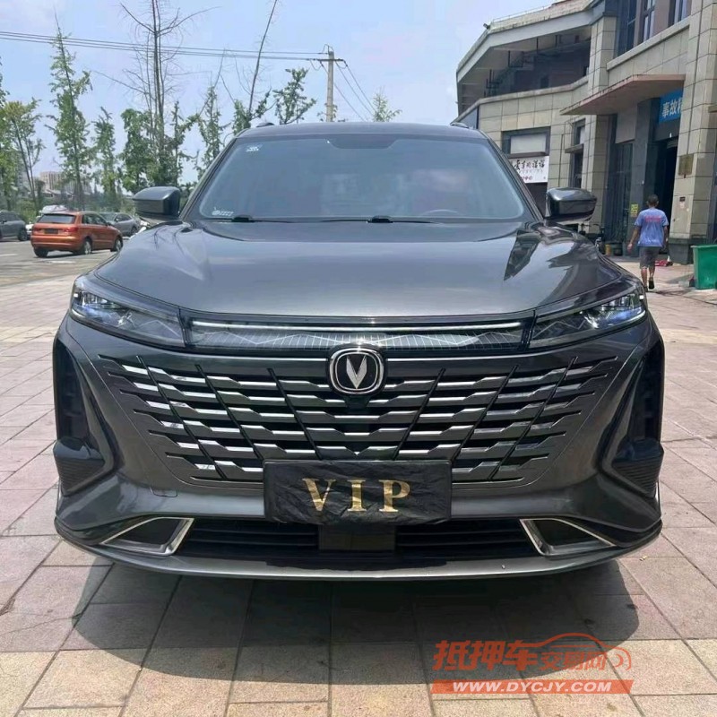 成都23年长安汽车CS751