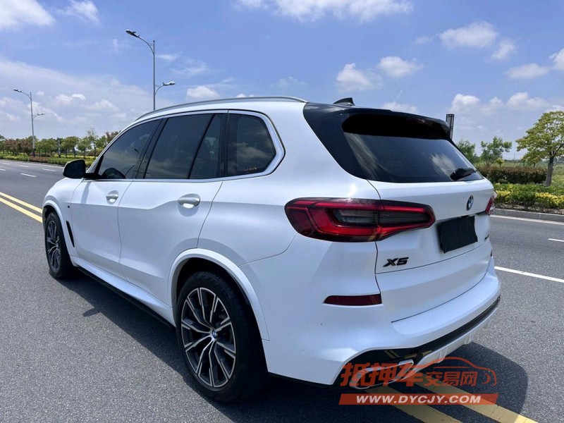 盐城19年宝马X57