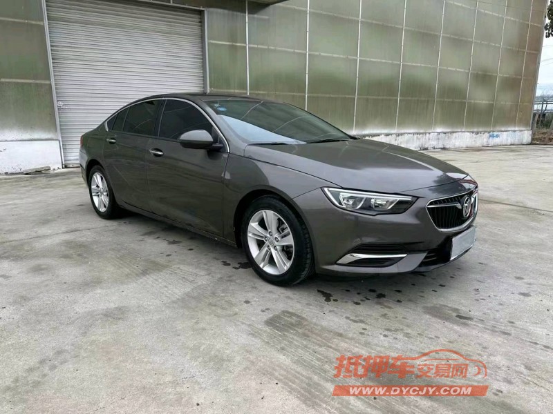 徐州19年别克君威3