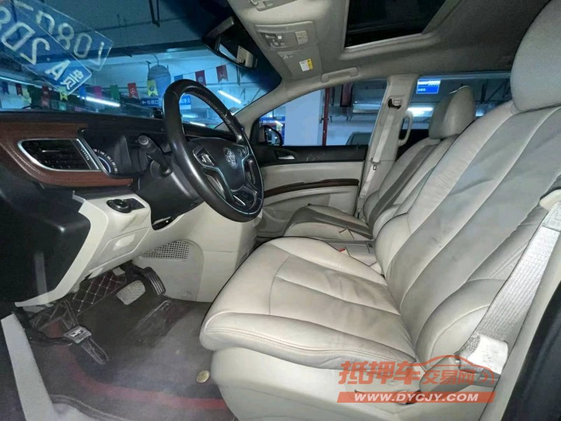 成都18年别克GL86