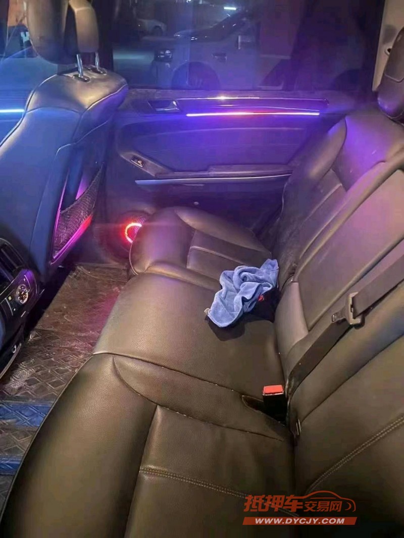 成都13年奔驰GL3