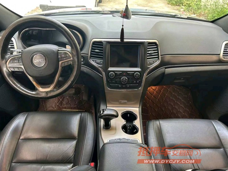 湖州15年Jeep大切諾基9