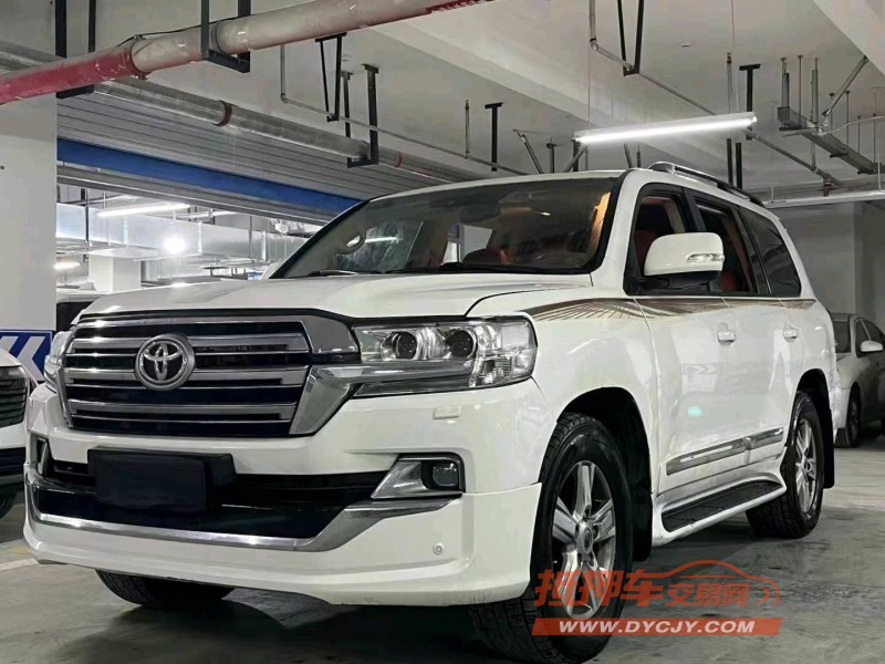 成都14年丰田兰德酷路泽3