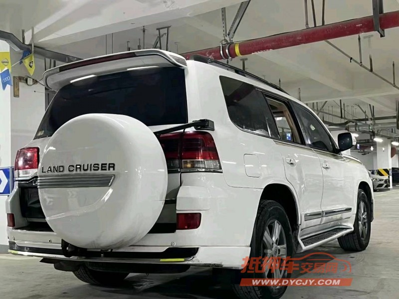 成都14年丰田兰德酷路泽7