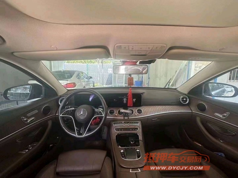 武汉21年奔驰E8