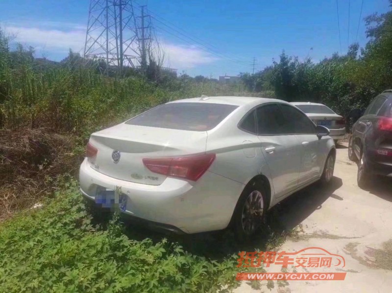 青岛18年别克威朗6