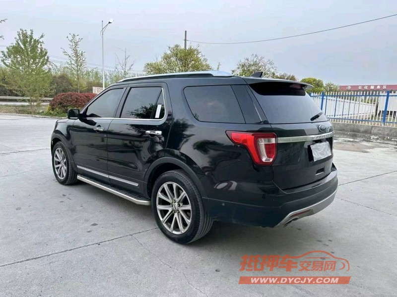 徐州17年福特探险者8