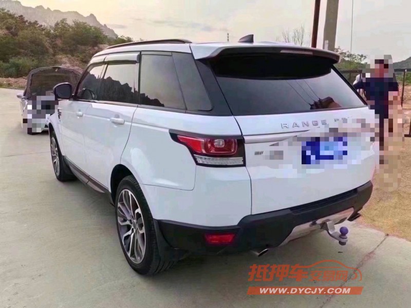 青岛17年路虎揽胜运动7