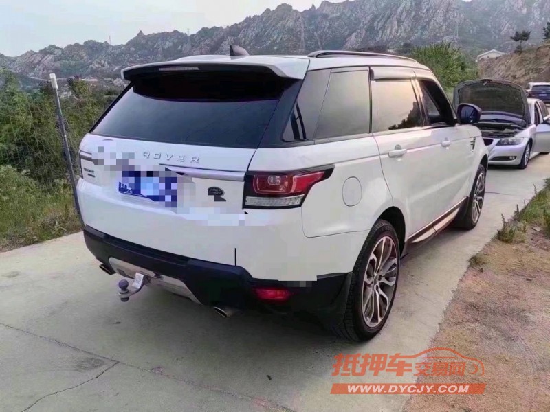 青岛17年路虎揽胜运动8