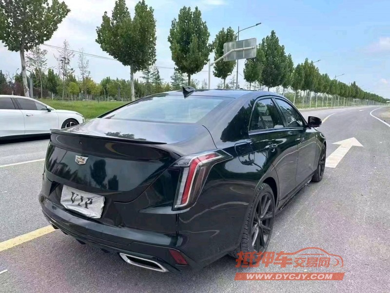烟台20年凯迪拉克CT44