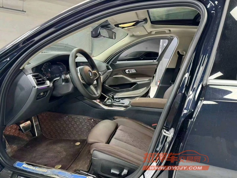 成都22年宝马3系5