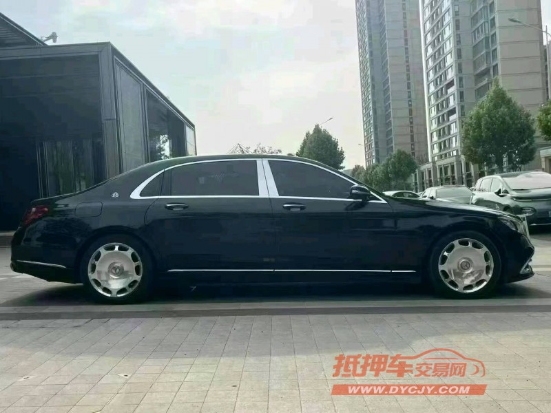 徐州19年奔驰迈巴赫S级7