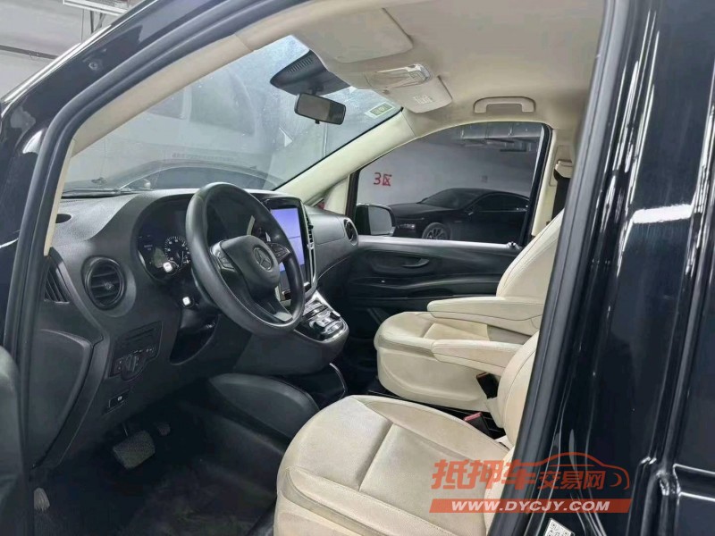 成都20年奔驰威霆10