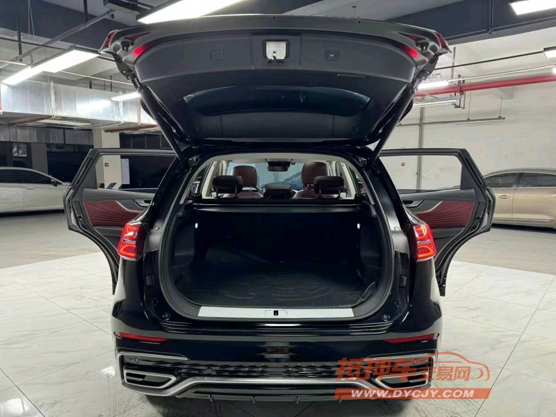 成都23年红旗HS57