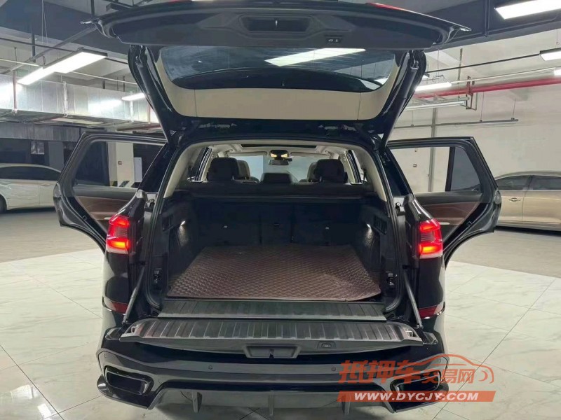 成都21年宝马X510