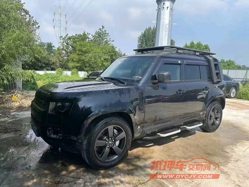 淄博22年路虎卫士2