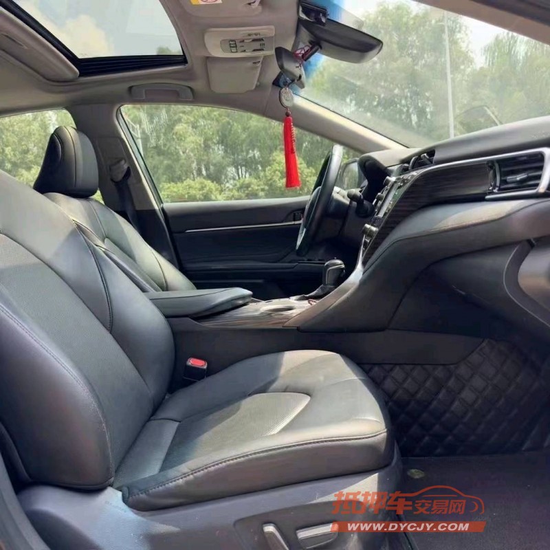 潍坊19年丰田凯美瑞8