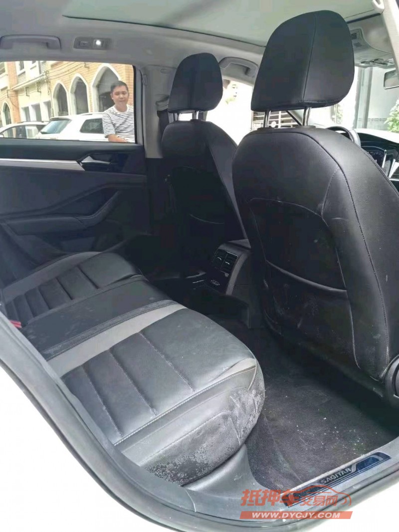 潍坊22年大众速腾4