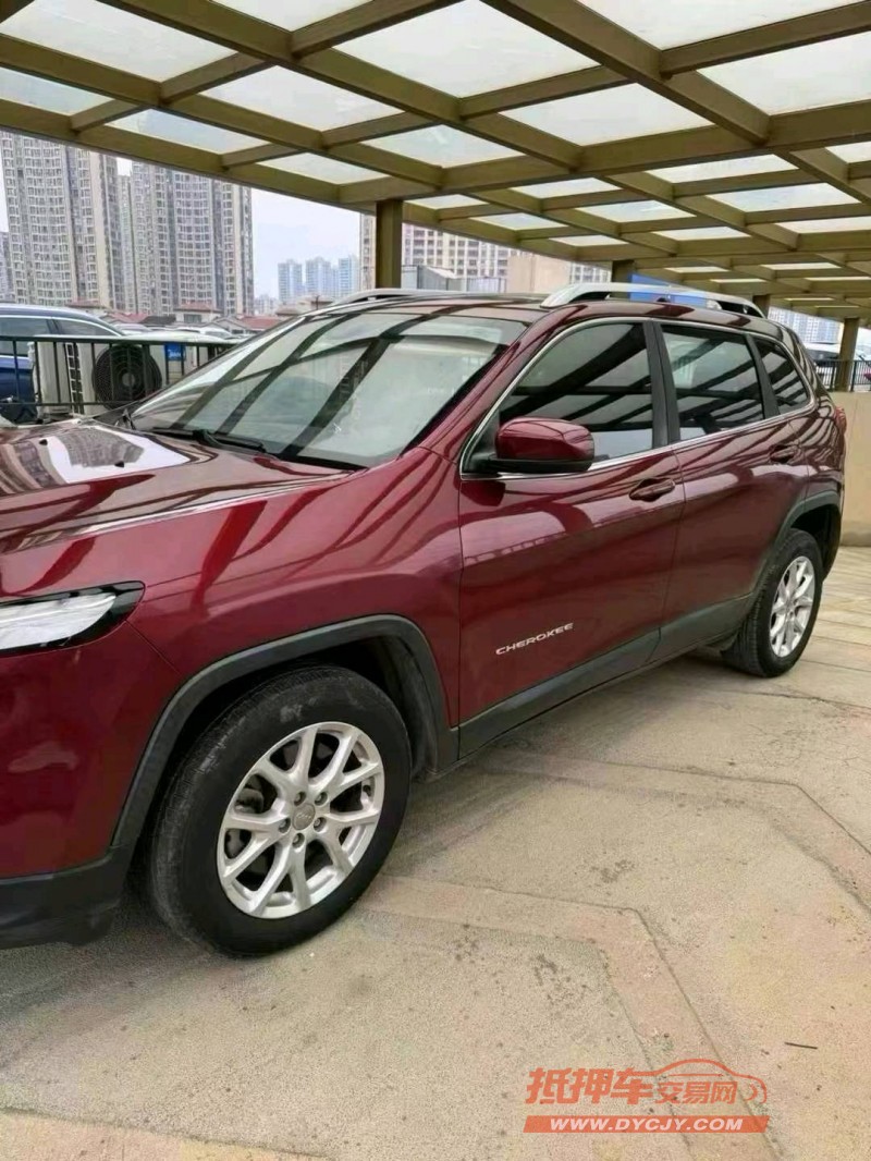 泰州17年Jeep自由光5