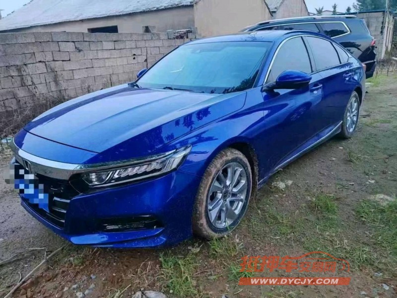 济宁19年本田雅阁2