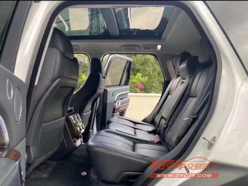 淄博16年路虎揽胜行政4