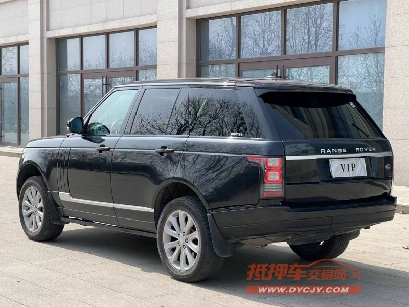 青岛16年路虎揽胜行政4