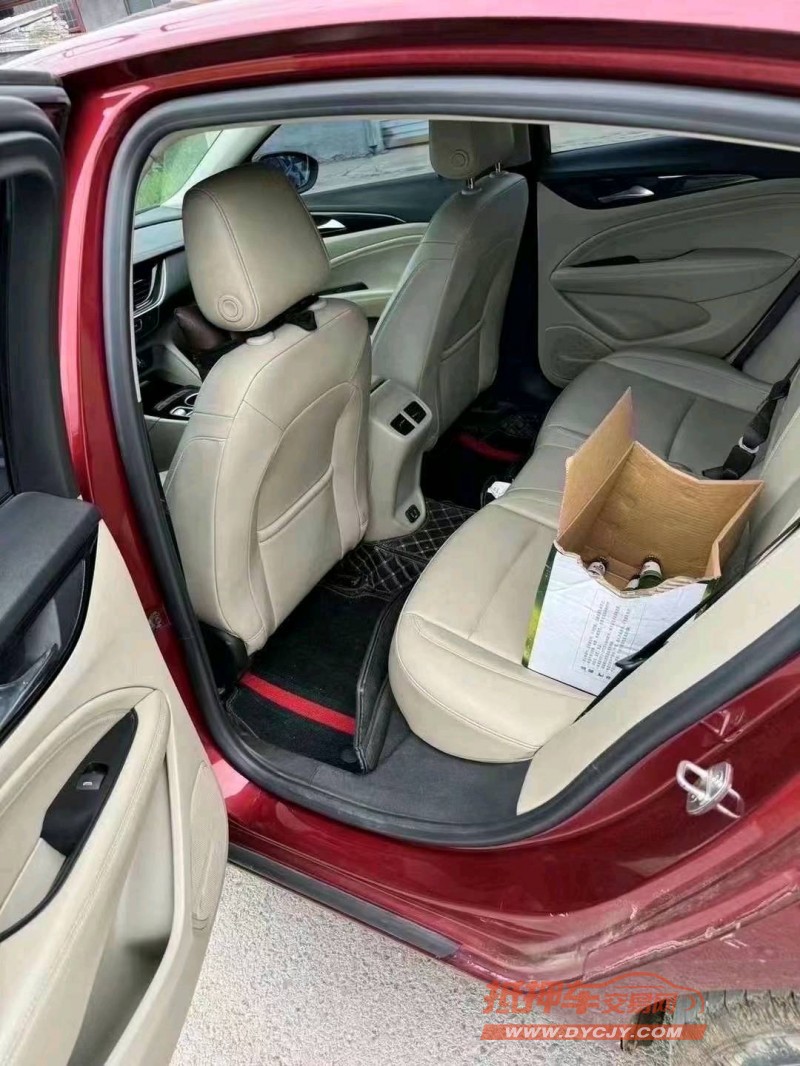 菏泽21年别克君威6