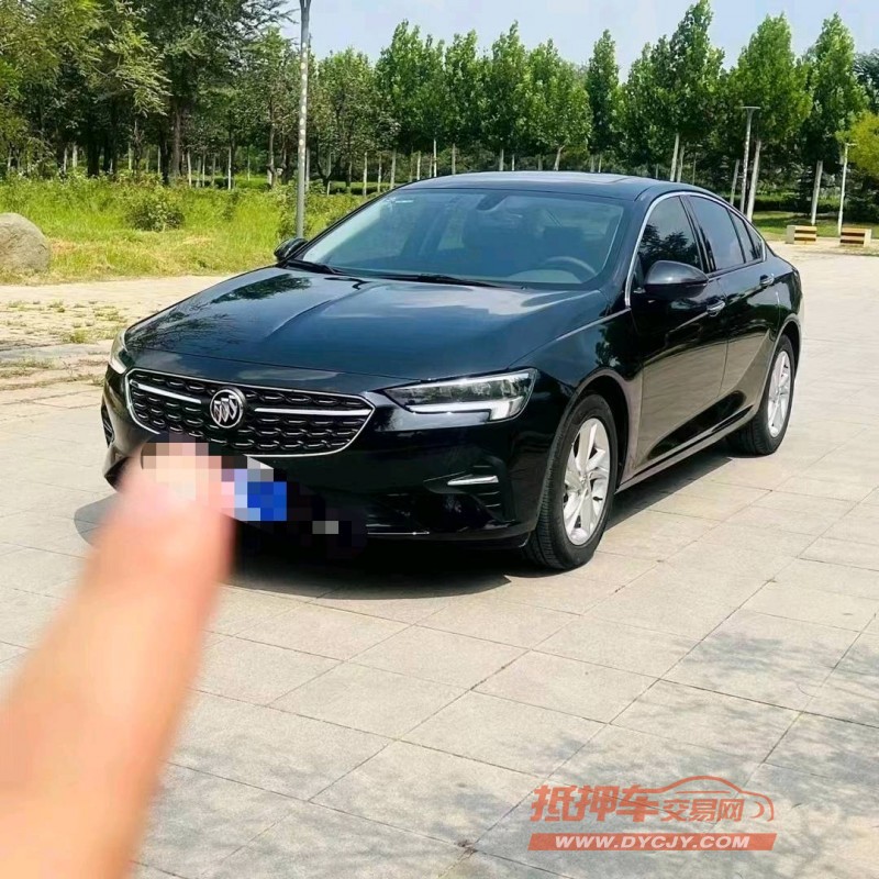 青岛22年别克君威2