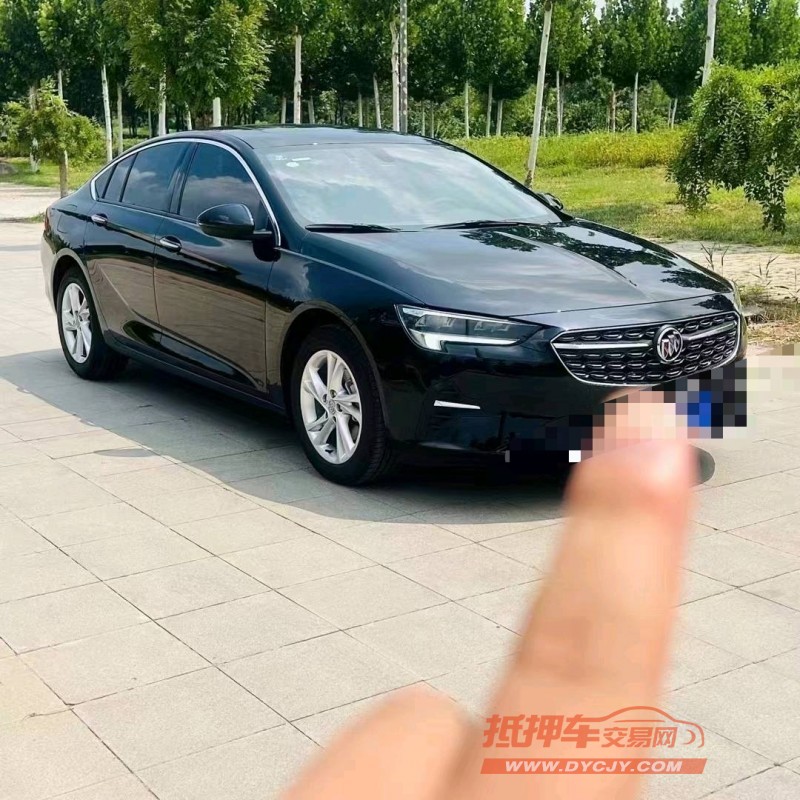 青岛22年别克君威3