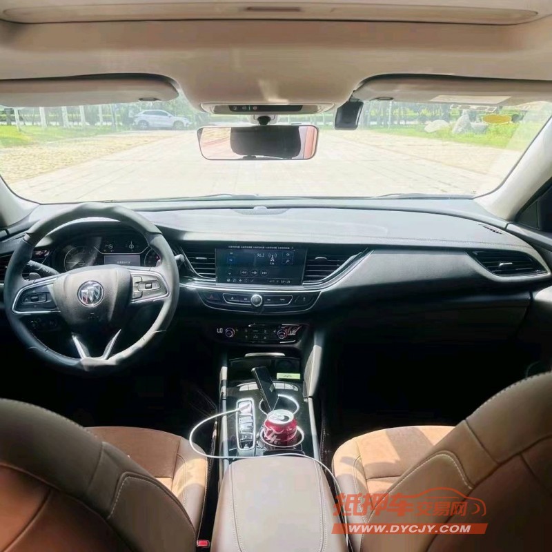 青岛22年别克君威4