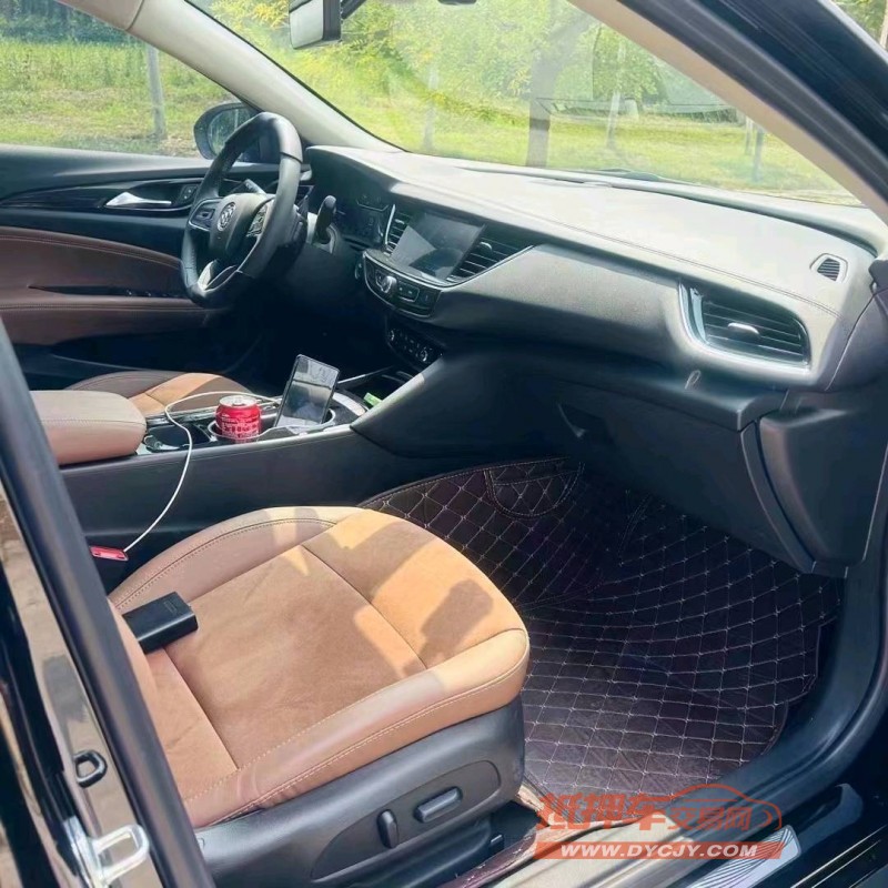 青岛22年别克君威5