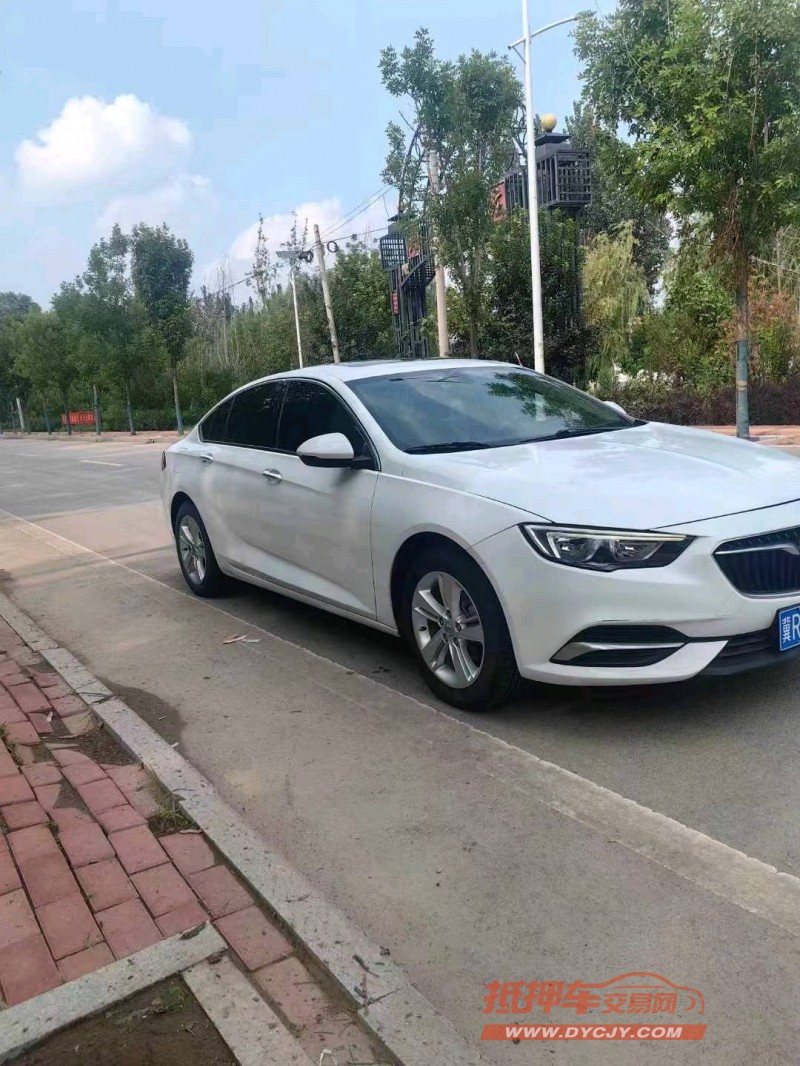 沧州19年别克君威8