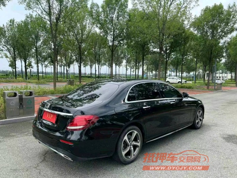 济南18年奔驰E4