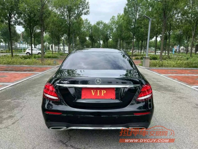 济南18年奔驰E9