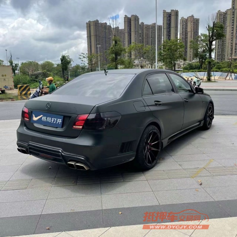 东莞14年奔驰E8