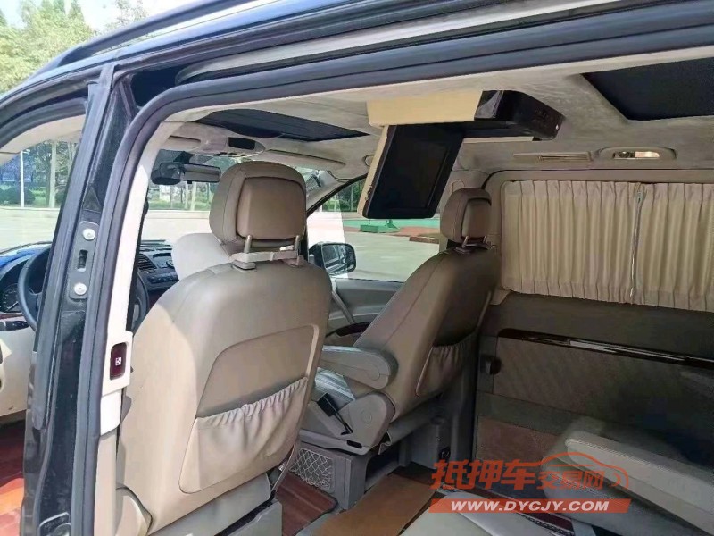 潍坊12年奔驰唯雅诺7