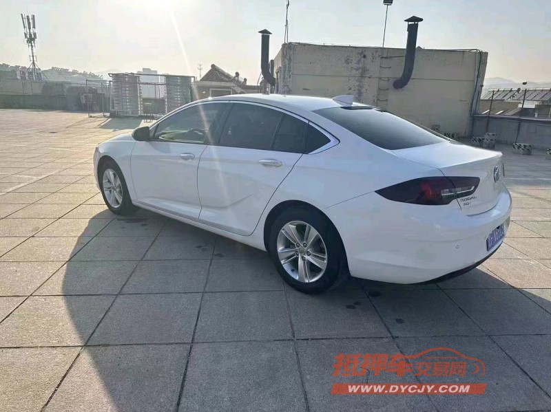 烟台19年别克君威8