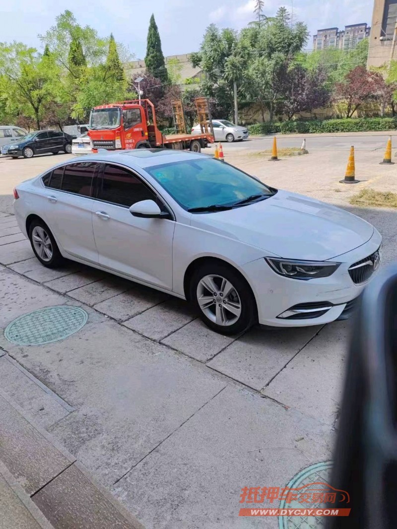 济南19年别克君威3