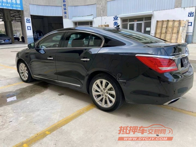 烟台14年别克君越8