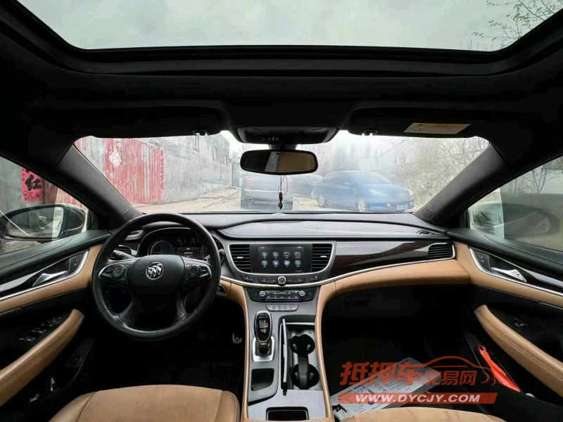 青岛17年别克君越4