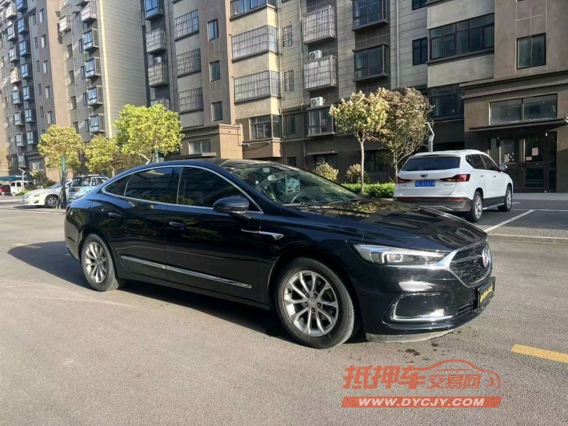 徐州20年别克君越3