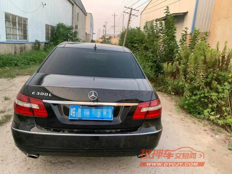 苏州12年奔驰E9