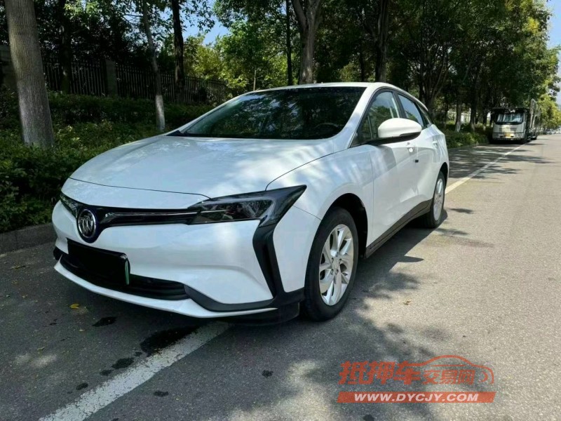 苏州24年别克微蓝2