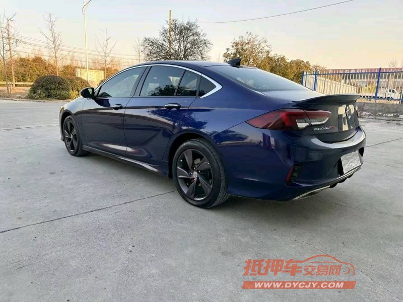 徐州22年别克君威8